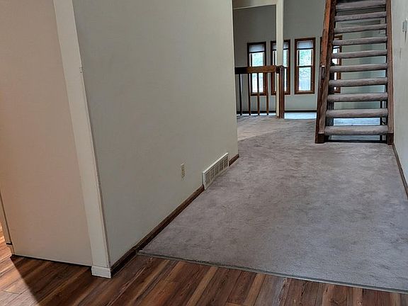 2nd image of 1426 41st Ave