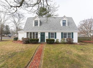 67 Woodbine Rd, Stoughton, MA 02072