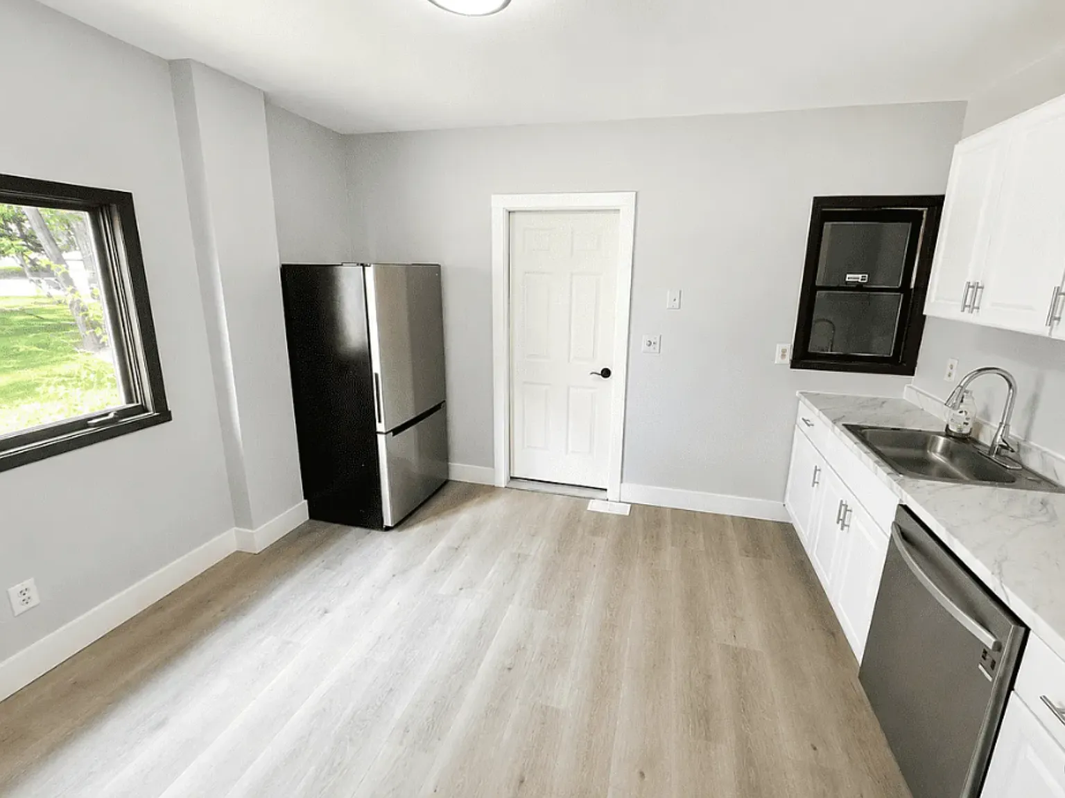 3 bed, 1232 sqft, $1,250 — Photo 3
