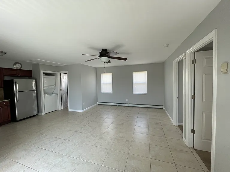 301 Arnold Ave — Photo 3