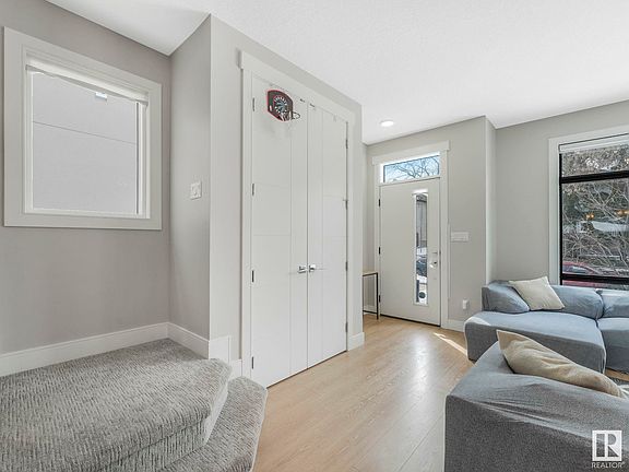 3rd image of 8851 92nd St NW