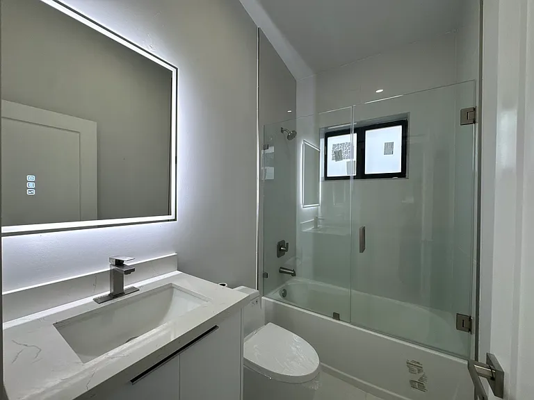 1882 Coral Point Dr — Photo 66