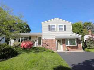 2521 Nottingham Rd, Bethlehem, PA 18017