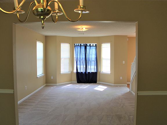 5th image of 6695 Hill Creek Cv