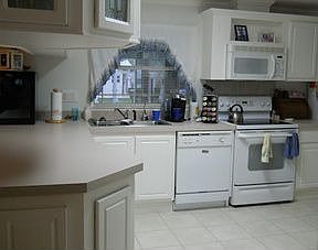 5th image of 1021 Mahogany Bend Dr