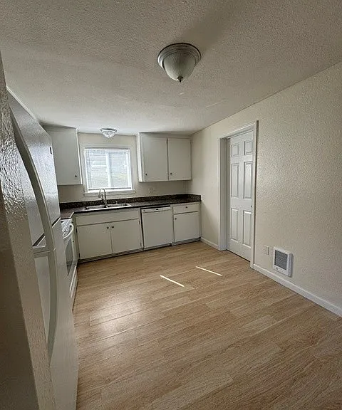 2421 62nd St SE #A — Photo 2