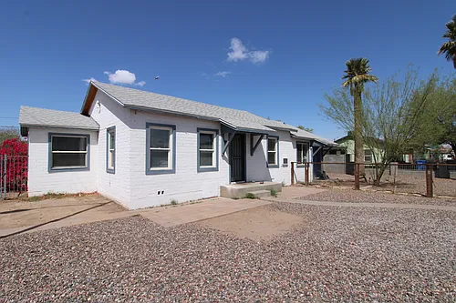 1022 S Montezuma Ave Photo 1