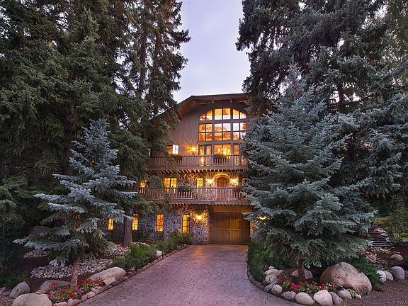 2nd image of 122 Beaver Creek Dr