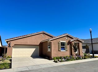 2105 White Oak Dr, Hollister, CA