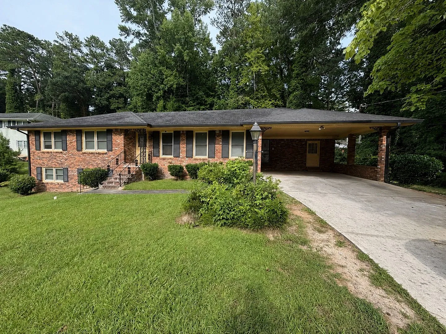 412 Fielding Lane — Photo 1