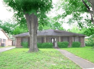 8826 Arbor Wood Dr, Houston, TX 77040