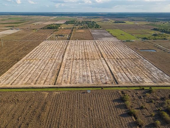 2nd image of 6536 5th Rd