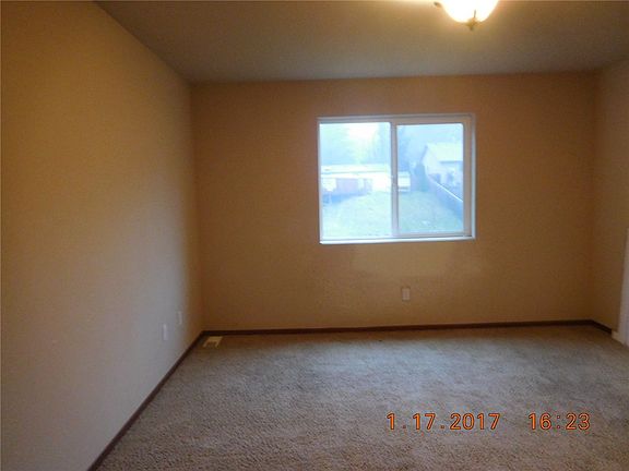 4th image of 2478 Violet Ct