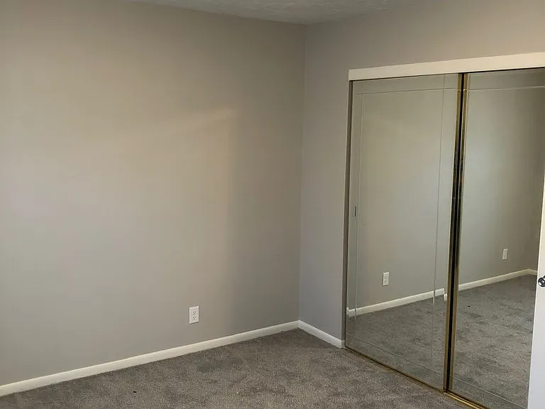 12730 Larimore Ave — Photo 14