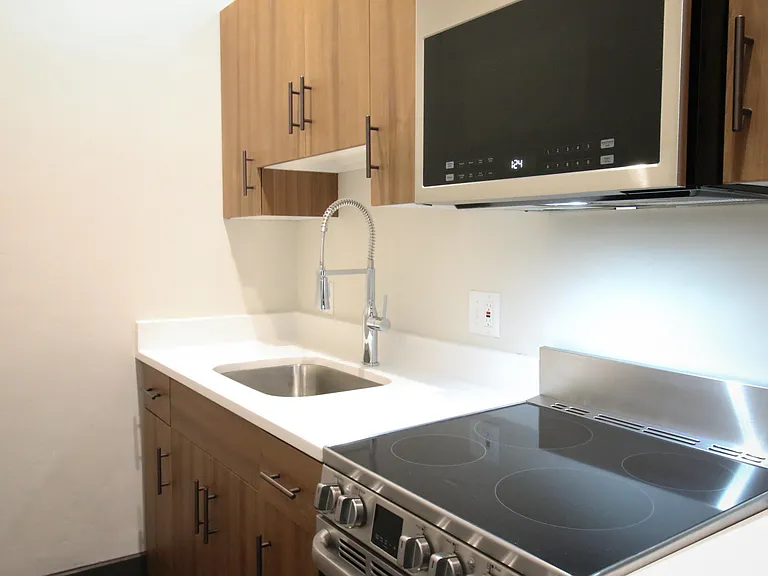 Julian Drew Lofts — Photo 23