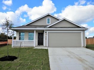 570 Blue Stem Rd, New Braunfels, TX 78130