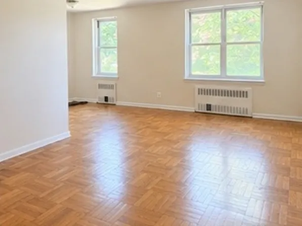 (undisclosed Address), Bronxville, NY 10708