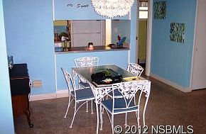 4th image of 304 S Peninsula Ave