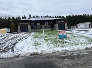 534 Devista Blvd #D, Alfred And Plantagenet, ON K0B1A0