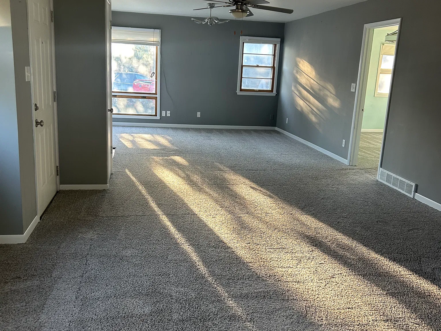 2/3bed - 3 bath — Photo 3