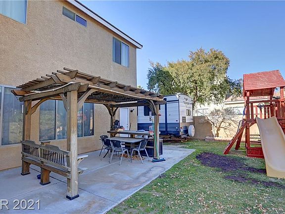 4th image of 6220 Barkis Ct