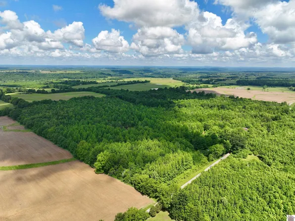 826 Airline Rd, Salem, KY 42078