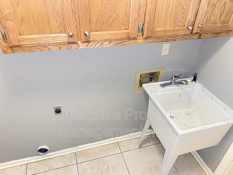 3840 Charbon Ln — Photo 24