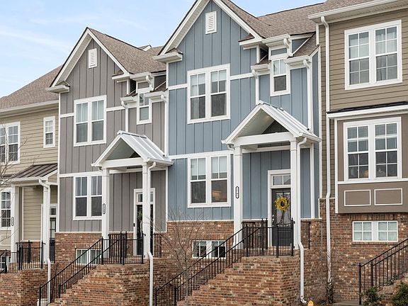 2nd image of 1741 Park Terrace Ln