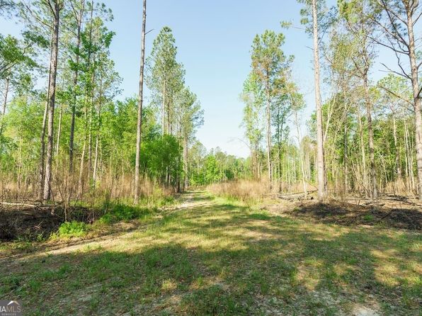 6053 Sunhill Grange Rd, Sandersville, GA 31082
