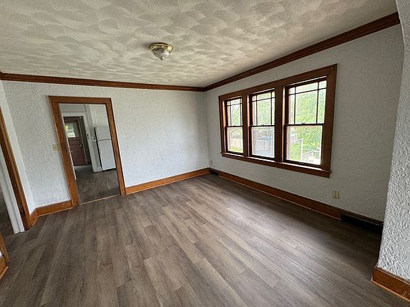 3rd image of 1220 22nd Ave #2