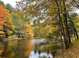 288 Laurelbrook Dr, Guilford, CT 06437