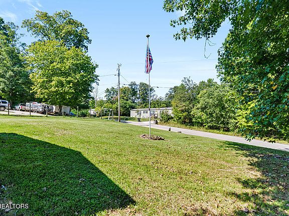 5th image of 122 Holber Rd