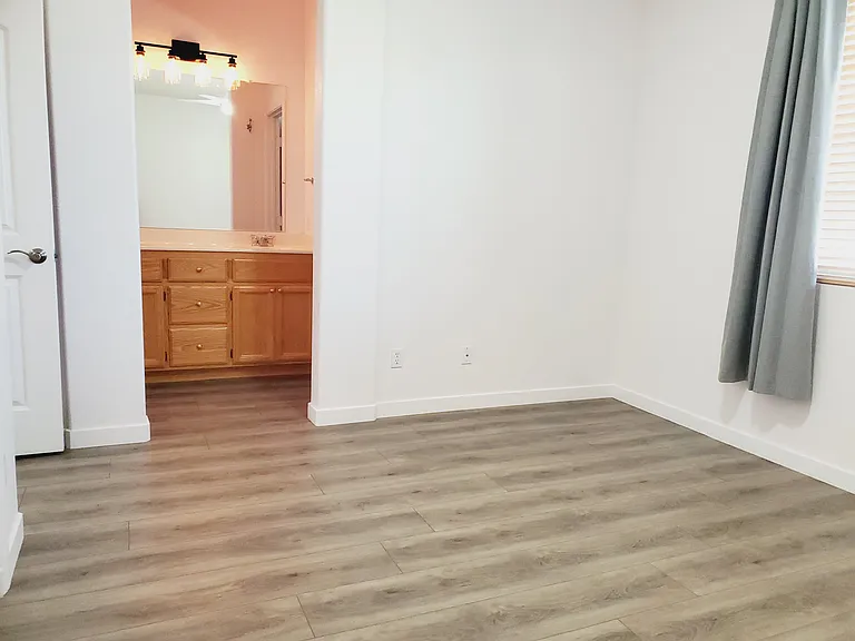 3070 Hawaii Ct — Photo 9
