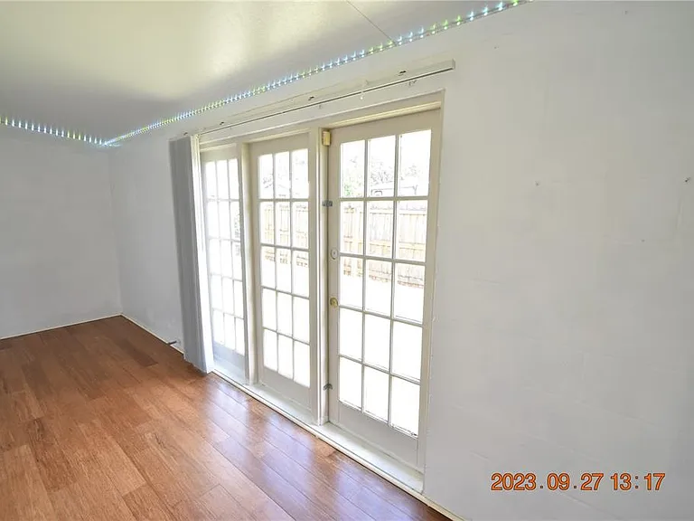 604 Southwood Cv — Photo 30