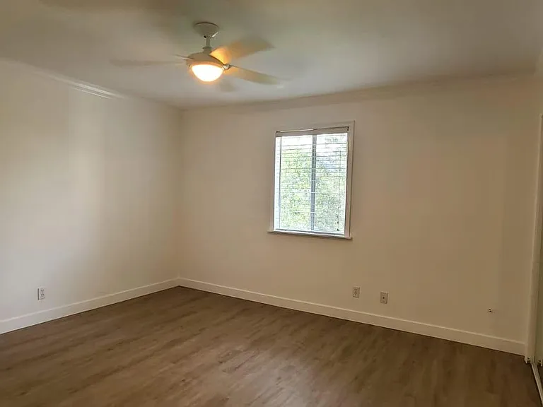6519 W Newberry Rd #609 — Photo 11