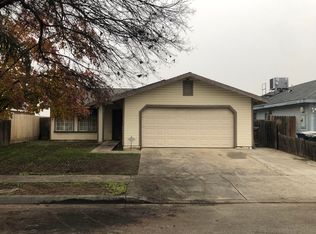 1272 Deer Creek St, Tulare, CA 93274