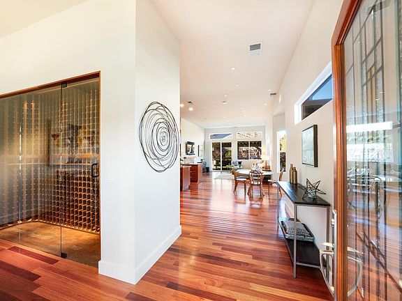 4th image of 826 Signorelli Circle