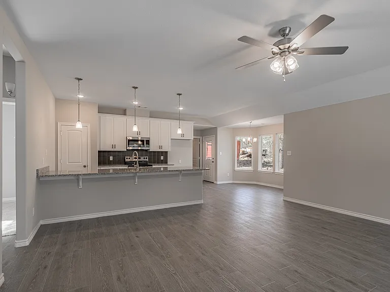 51 Hickory Bnd — Photo 1