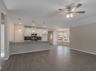 51 Hickory Bnd, Huntsville, TX 77320