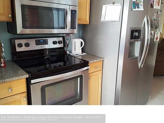 4th image of 4732 NW 49th Ct