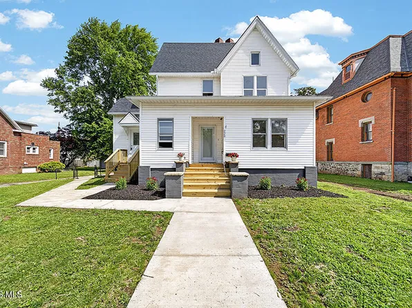 220 W Tiffin St, Fostoria, OH 44830