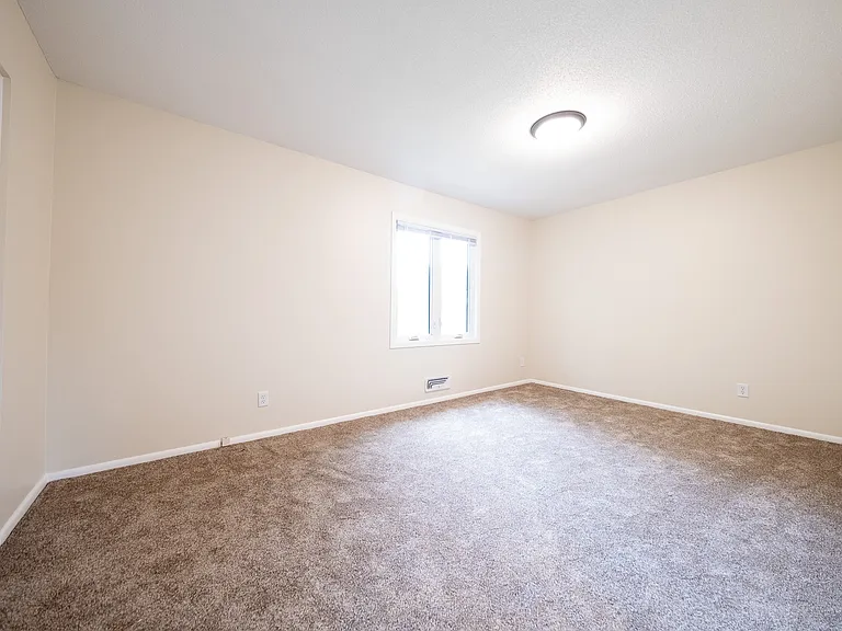 14200 Elgin Ct — Photo 18