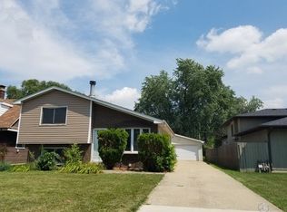 183 Martha St, Bensenville, IL 60106