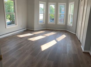 62 Lincoln St, Gardner, MA 01440