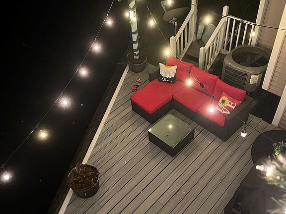 5th image of 1062 Lionsgate Ln