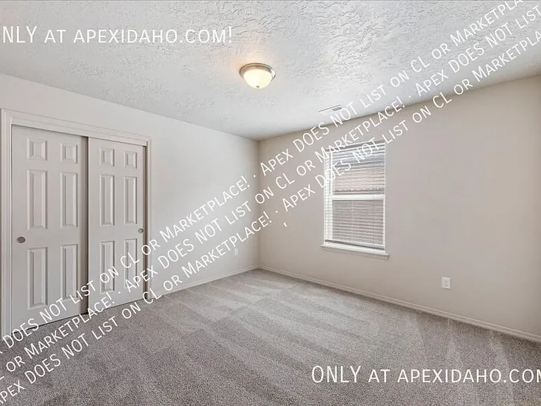 3480 S Avondale Ave — Photo 21