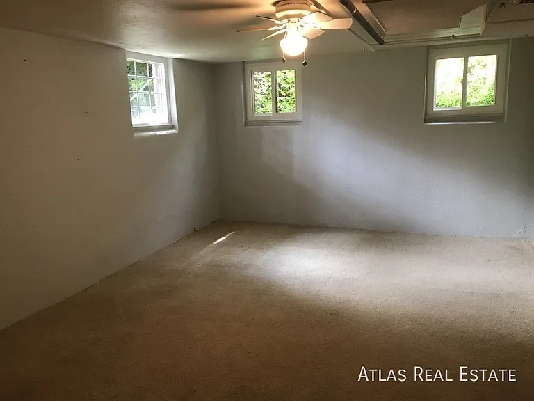 2233 S Saint Paul St — Photo 7