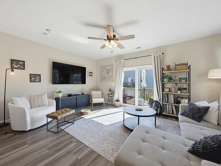 5933 Illuminate Ave — Photo 3