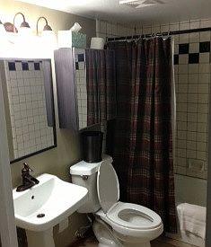 5th image of 3411 E Poinsettia Dr