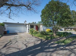 141 Hillview Drive, Cloverdale, CA